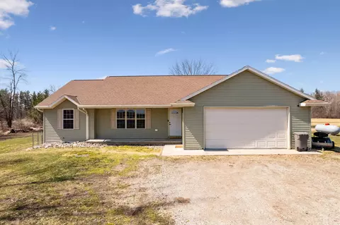 n4407 West Townline Road, Marinette, WI 54143
