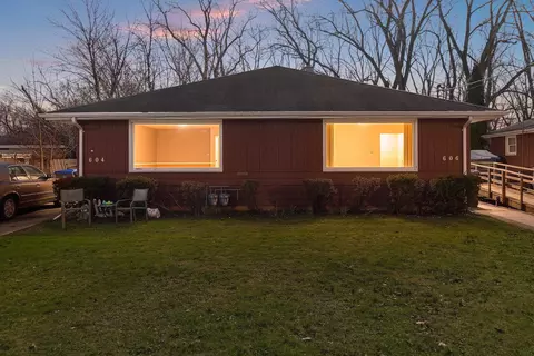 604 Knight Ave, Neenah, WI 54956