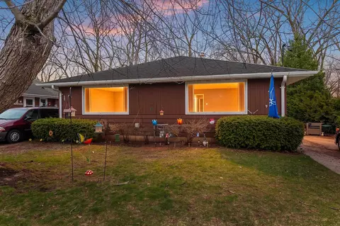 612 Knight Ave, Neenah, WI 54956