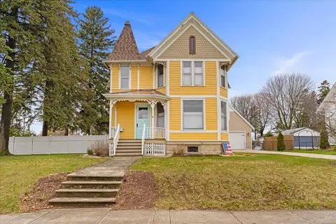 1301 Dodge St, Kewaunee, WI 54216