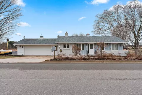 e6356 County Road North, Manawa, WI 54949