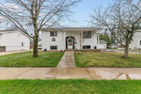 1130 W Grant St, Appleton, WI 54914
