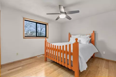 Bedroom - 1130 W Grant St, Appleton, WI 54914 photo 3 of 6