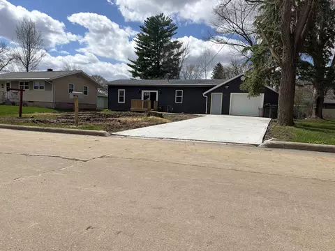 161 S Johnson St, Berlin, WI 54923
