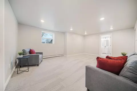 Living - 4607 W Capitol Dr, Appleton, WI 54914 photo 6 of 6
