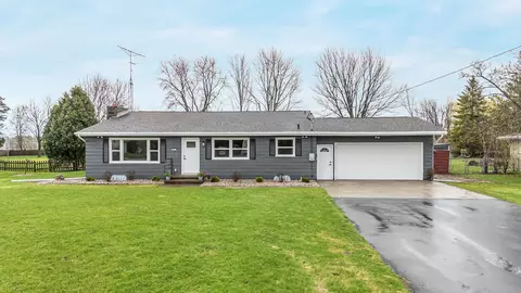 4607 W Capitol Dr, Appleton, WI 54914