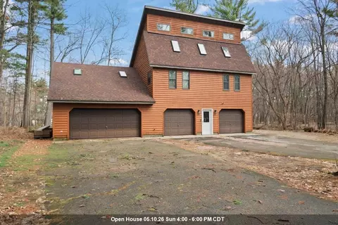 2268 E Maple Ln, Waupaca, WI 54981