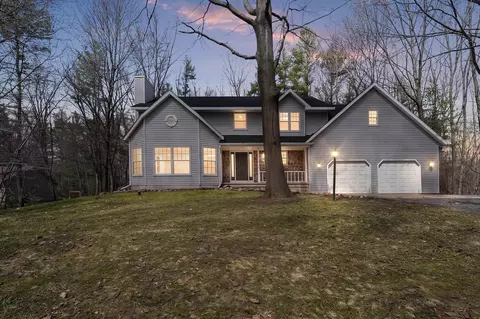 3030 Big Timber Cir, Green Bay, WI 54313