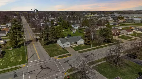 View/Area - 311 E Cedar St, Pulaski, WI 54162 photo 3 of 6