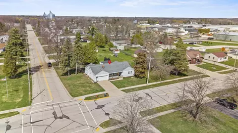 View/Area - 311 E Cedar St, Pulaski, WI 54162 photo 2 of 6