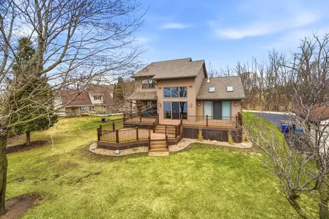 6097 E Lyngaas Rd, Winneconne, WI 54986