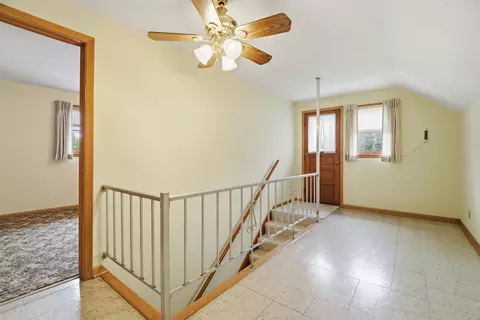 Entry Way - 1613 S Telulah Ave, Appleton, WI 54915 photo 1 of 1