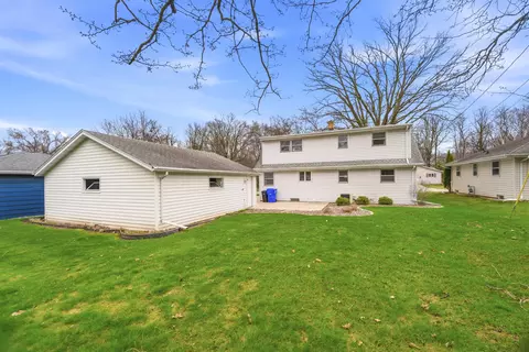 Exterior - 1613 S Telulah Ave, Appleton, WI 54915 photo 5 of 5