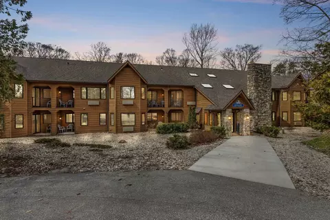 7741 State Hwy 42 #213, Egg Harbor, WI 54209
