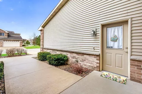 Other - 2362 Plank Cir #B, Appleton, WI 54915 photo 6 of 8