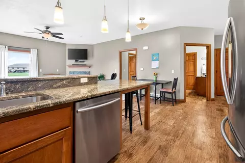 Kitchen - 2362 Plank Cir #B, Appleton, WI 54915 photo 5 of 6