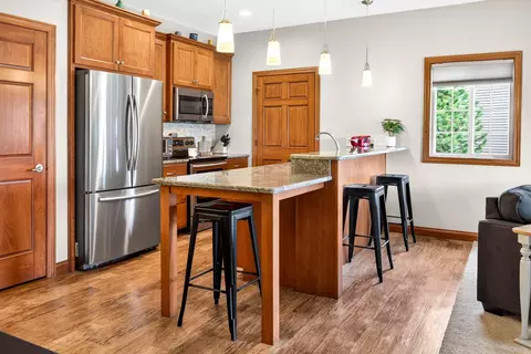 Kitchen - 2362 Plank Cir #B, Appleton, WI 54915 photo 2 of 6