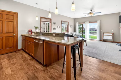 Kitchen - 2362 Plank Cir #B, Appleton, WI 54915 photo 3 of 6