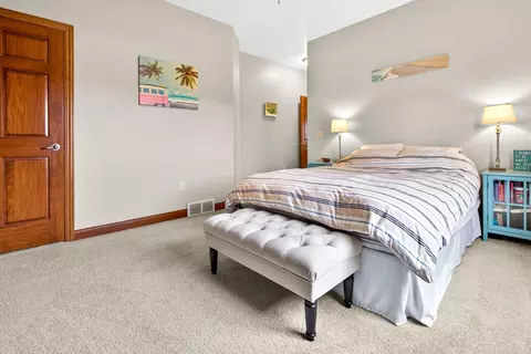 Bedroom - 2362 Plank Cir #B, Appleton, WI 54915 photo 2 of 6