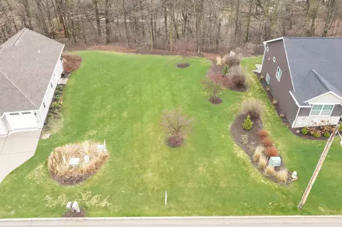 3329 Largo Ridge Dr, Green Bay, WI 54311