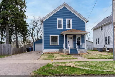 29 Tennessee Ave, Oshkosh, WI 54901