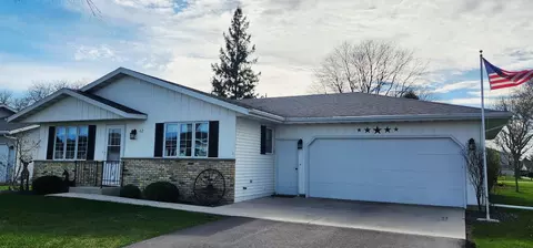 62 Heritage Ct, Fond Du Lac, WI 54935