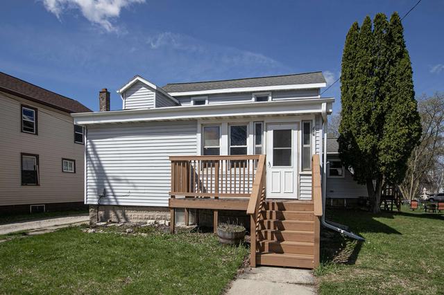 196 N Brooke St, Fond Du Lac, WI 54935