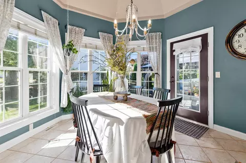 Dining - 613 E Castlebury Ln, Appleton, WI 54913 photo 1 of 3