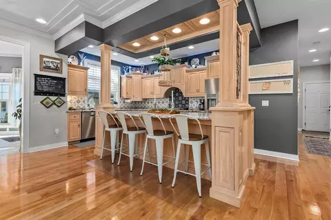Kitchen - 613 E Castlebury Ln, Appleton, WI 54913 photo 2 of 3