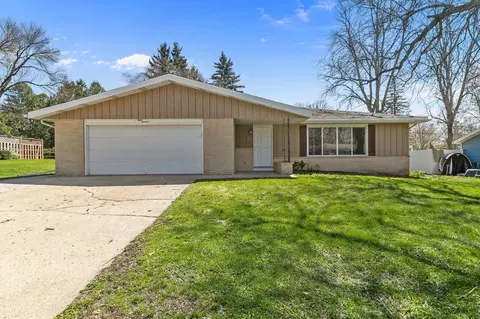 813 Minerva St, Horicon, WI 53032