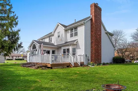 Exterior - 3400 N Kin St, Appleton, WI 54911 photo 2 of 5