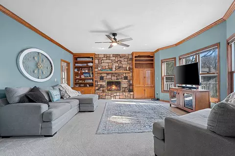 Living - 3400 N Kin St, Appleton, WI 54911 photo 2 of 2