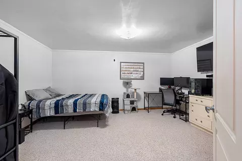 Bedroom - 3400 N Kin St, Appleton, WI 54911 photo 9 of 9
