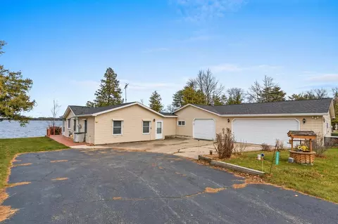 w6220 Crescent Lane, Crivitz, WI 54114