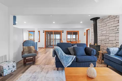 Living - w6220 Crescent Lane, Crivitz, WI 54114 photo 3 of 5
