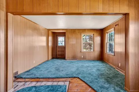 Living - 431 E Coolidge Ave, Appleton, WI 54915 photo 1 of 2