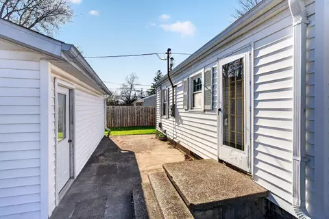 Exterior - 431 E Coolidge Ave, Appleton, WI 54915 photo 6 of 8