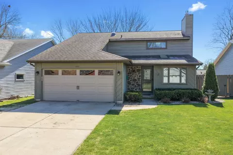 810 Flambeau Pl, De Pere, WI 54115