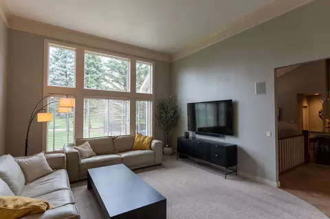 Living - 522 E Tallgrass Dr, Appleton, WI 54913 photo 9 of 9