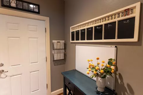 Entry Way - 522 E Tallgrass Dr, Appleton, WI 54913 photo 10 of 11