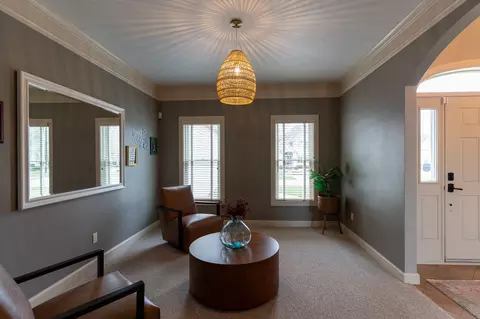 Entry Way - 522 E Tallgrass Dr, Appleton, WI 54913 photo 4 of 11