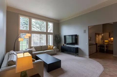 Living - 522 E Tallgrass Dr, Appleton, WI 54913 photo 6 of 9