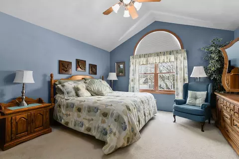 Bedroom - 2611 N Nicholas St, Appleton, WI 54914 photo 1 of 6