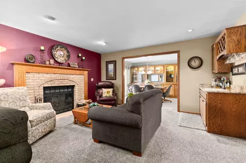 Living - 2611 N Nicholas St, Appleton, WI 54914 photo 3 of 6