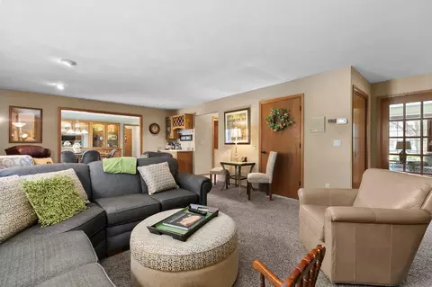 Living - 2611 N Nicholas St, Appleton, WI 54914 photo 6 of 6