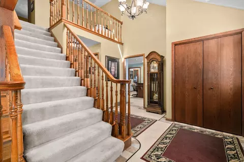 Entry Way - 2611 N Nicholas St, Appleton, WI 54914 photo 1 of 11