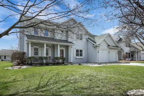 4715 W Grand Meadows Dr, Appleton, WI 54914