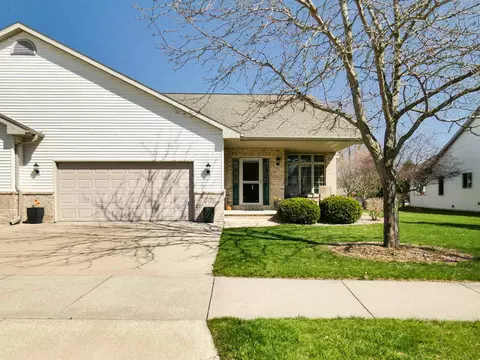 4732 N Fallview Ln #1701, Appleton, WI 54913