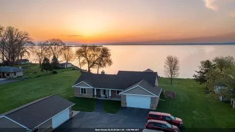 7878 S Us Hwy 45, Oshkosh, WI 54902