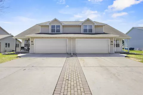 1394 O Keefe Rd, De Pere, WI 54115